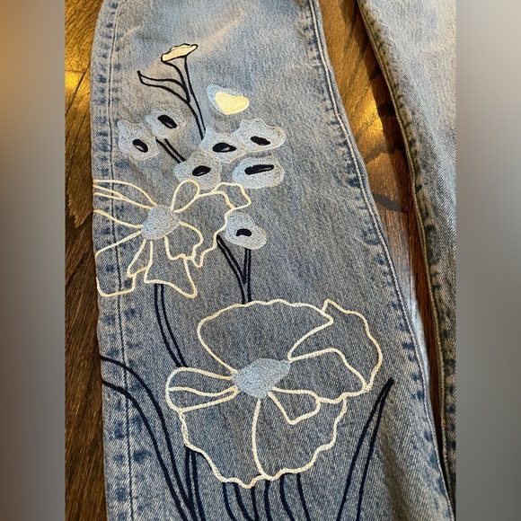 Bliss and Mischief Repurposed Embroidered Levi’s Jeans - Picture 13 of 16